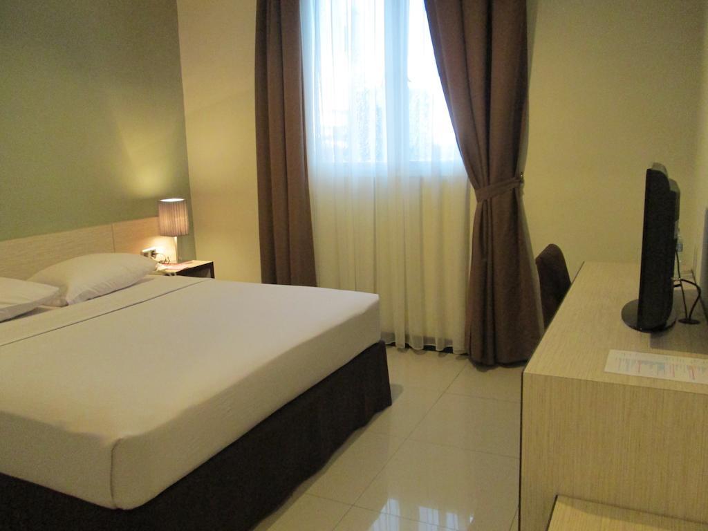 N3 Hotel Jakarta Zimmer foto