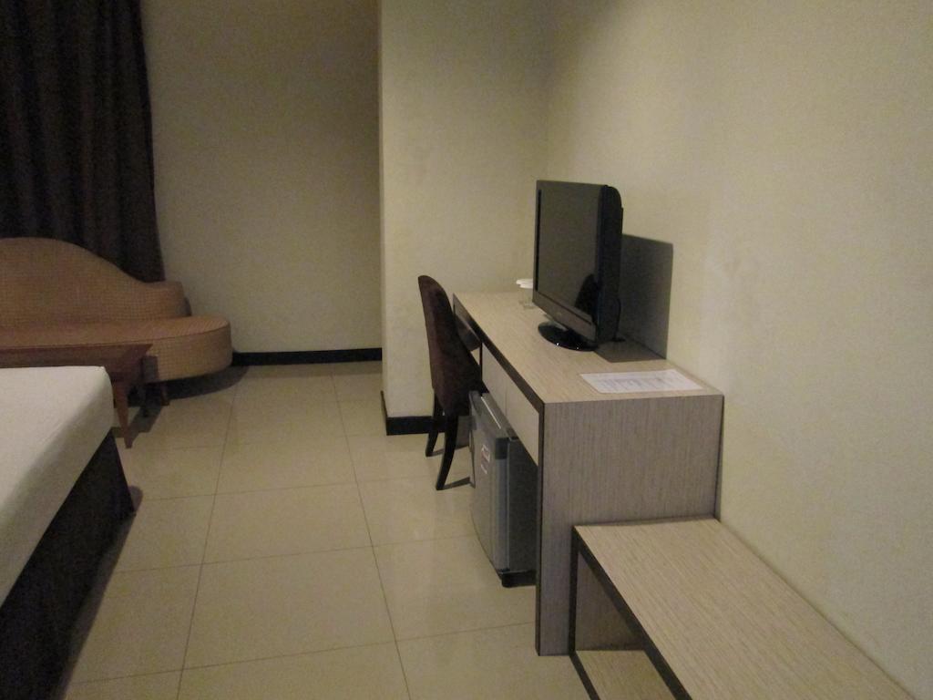 N3 Hotel Jakarta Zimmer foto
